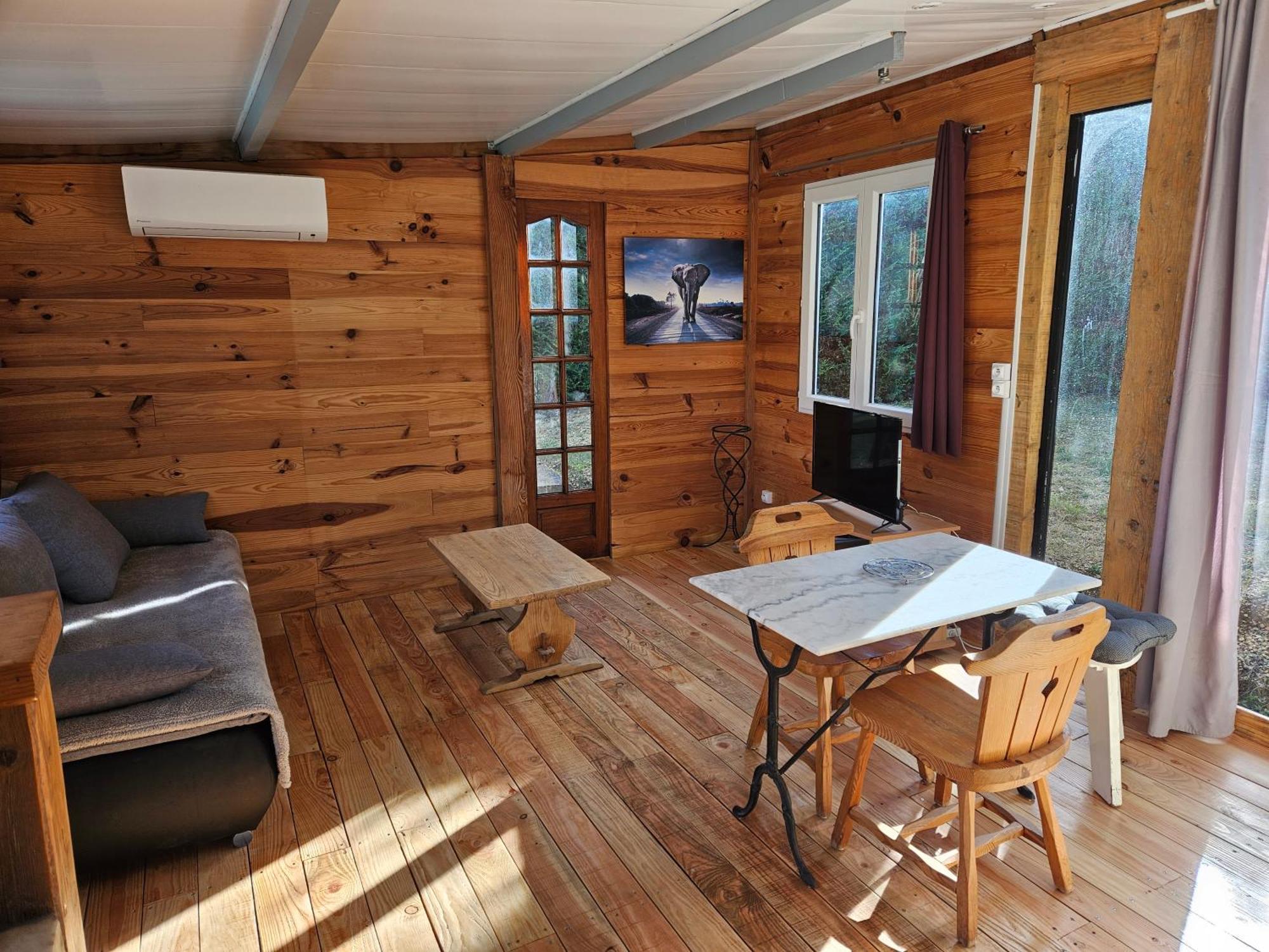 Chalet Banane Devant Piscine, A 6Km Du Festival De Piano De La Roque D'Antheron Rognes Екстер'єр фото