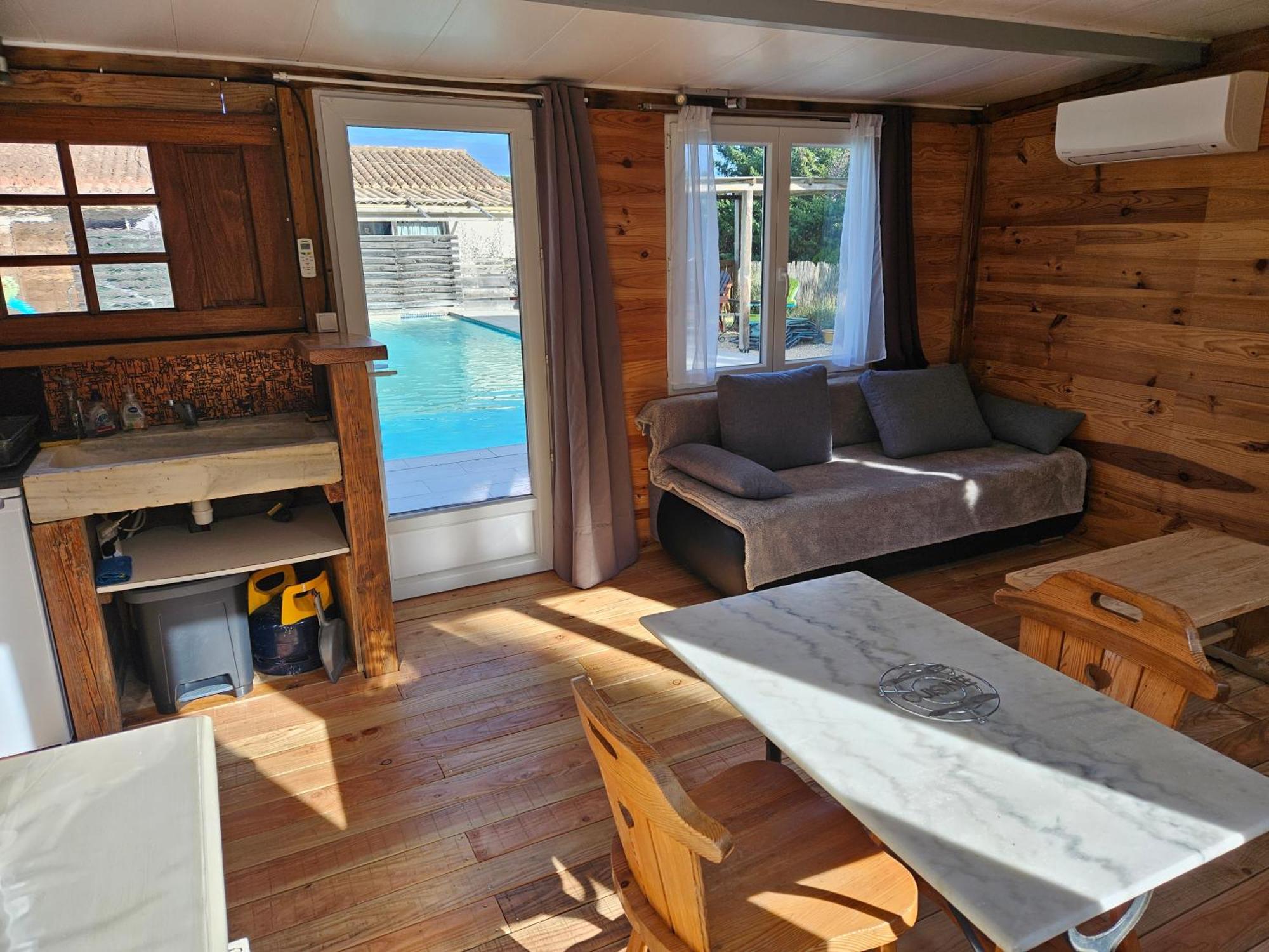 Chalet Banane Devant Piscine, A 6Km Du Festival De Piano De La Roque D'Antheron Rognes Екстер'єр фото